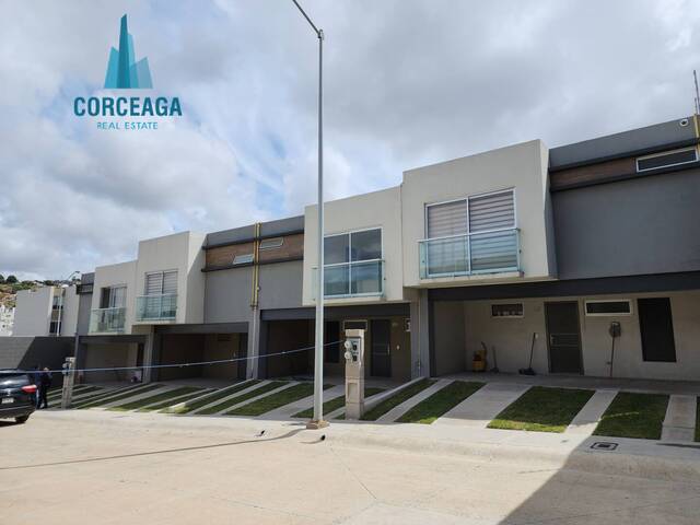 #873 - Casa para Venta en Tijuana - BC - 2