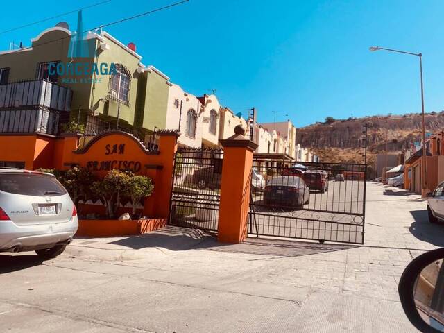 #487 - Casa para Venta en Tijuana - BC - 1