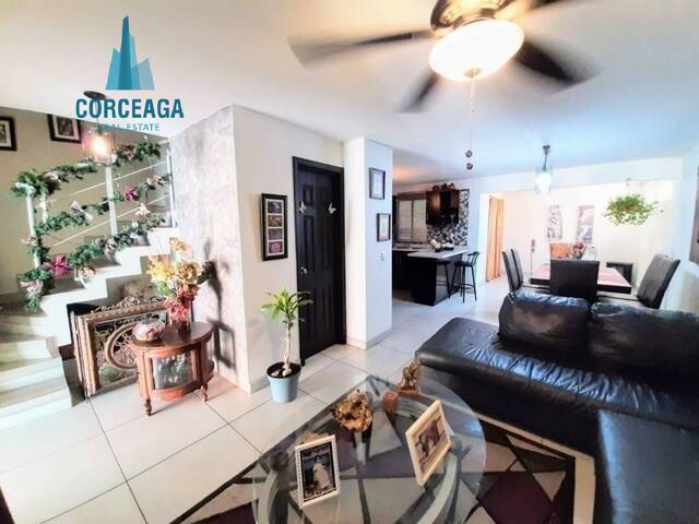 #493 - Casa para Venta en Tijuana - BC - 2