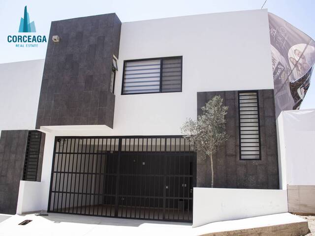 #713 - Casa para Venta en Tijuana - BC - 1