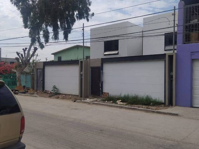 #726 - Casa para Venta en Tijuana - BC - 2