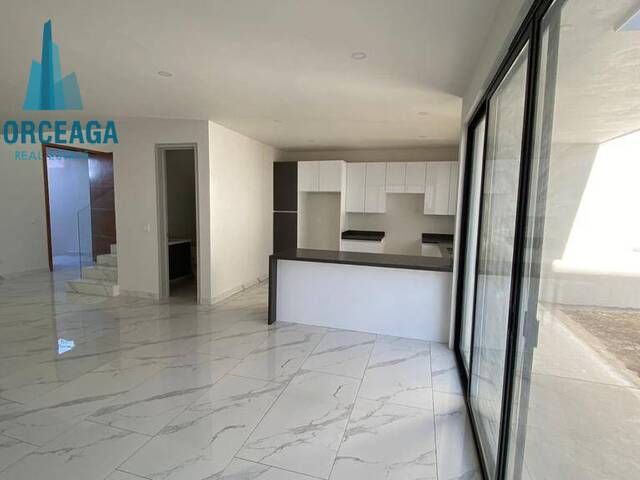 #832 - Casa para Venta en Tijuana - BC - 3