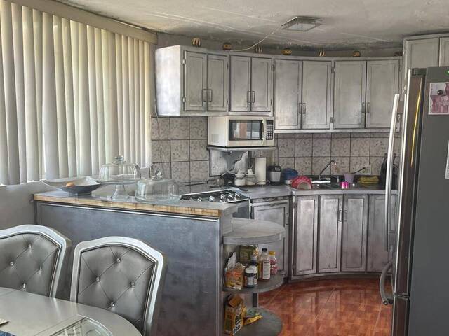 #859 - Casa para Venta en Tijuana - BC - 2