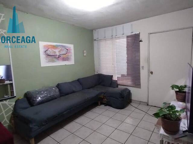 #894 - Casa para Venta en Tijuana - BC