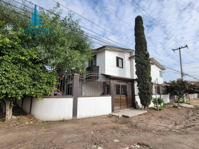 #987 - Casa para Renta en Tijuana - BC - 2