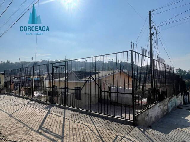 #1002 - Casa para Venta en Tijuana - BC - 1