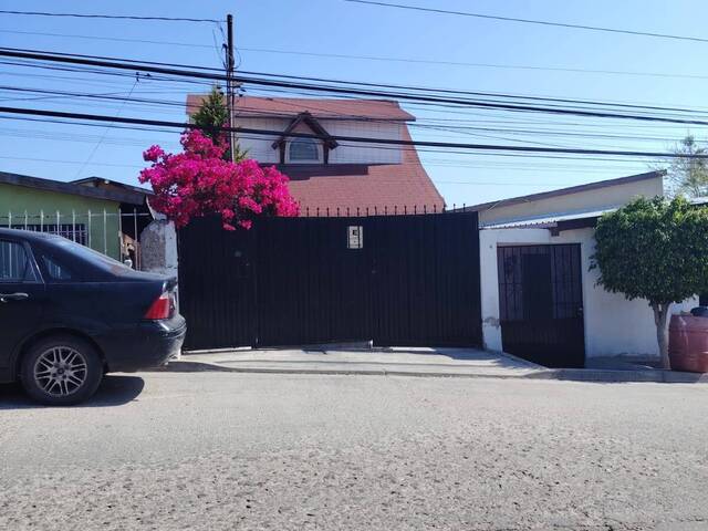 #1144 - Casa para Renta en Tijuana - BC - 1